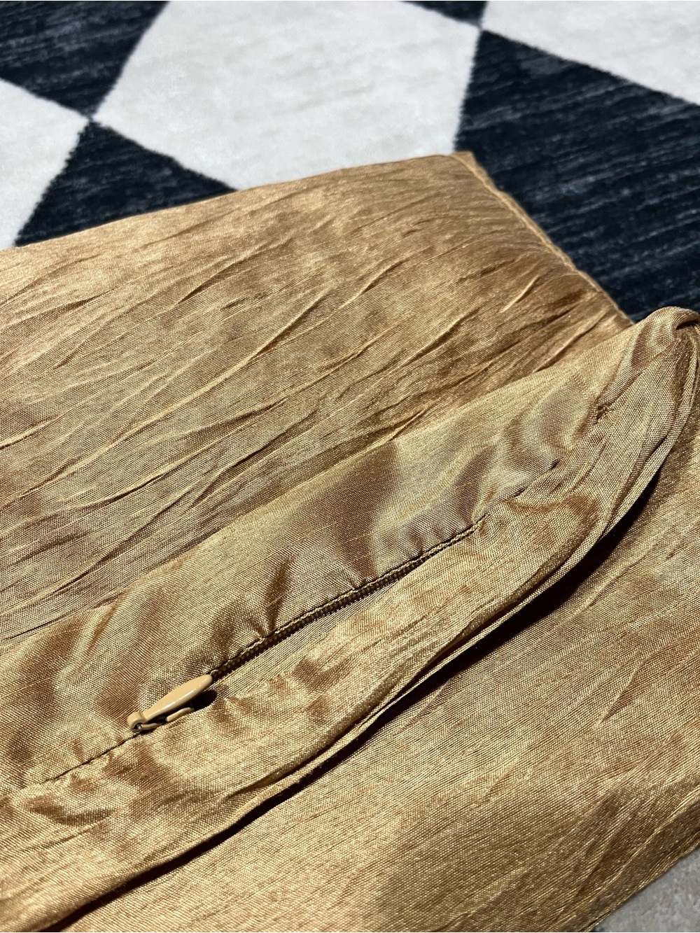 Signature Homestyles Fall Textiles. - Picture 7 of 16
